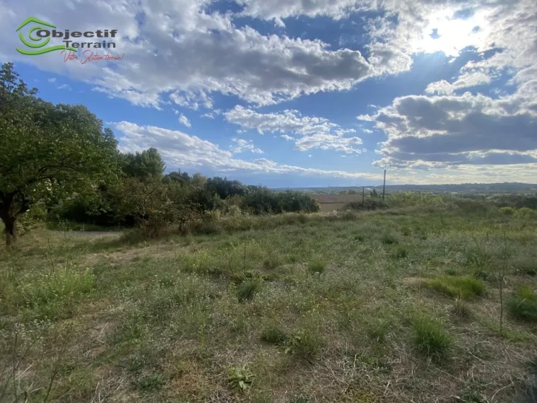 Terrain à bâtir à Tressan  Vue imprenable, cadre paisible