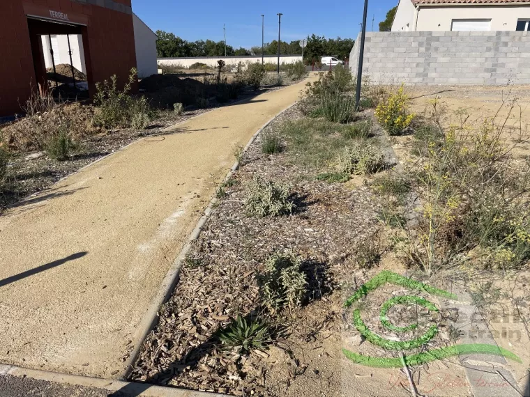 300M2 - LOTISSEMENT - BELLE VUE DEGAGEE 